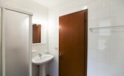 residence LE ZATTERE: B4/2 - bagno con box doccia (esempio)
